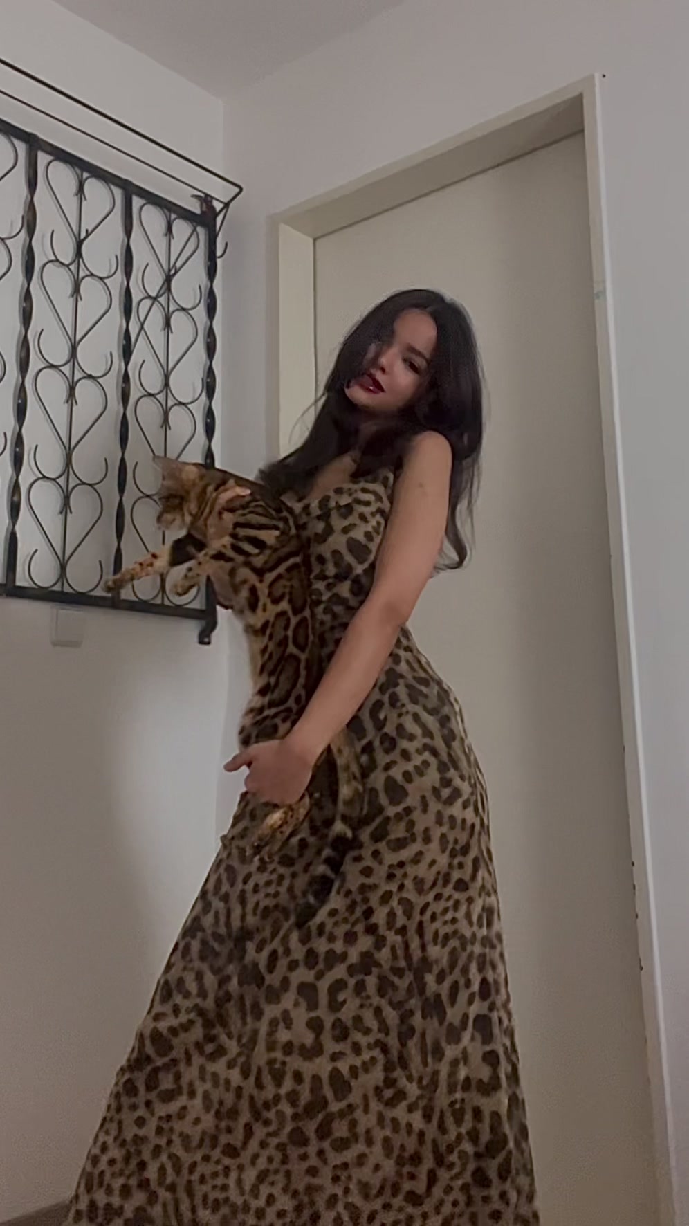 @modelazrajones