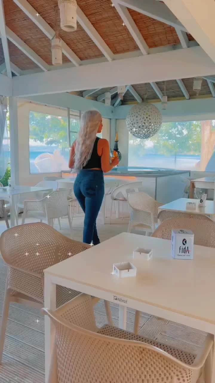 @Afrodite369