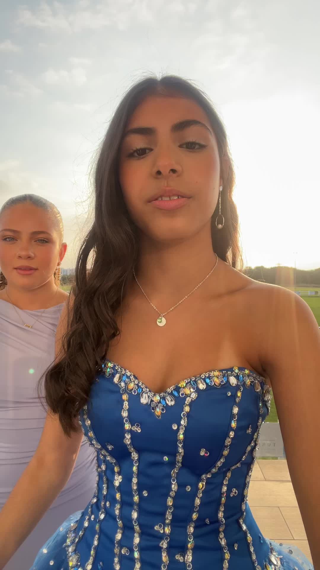 @Isiss