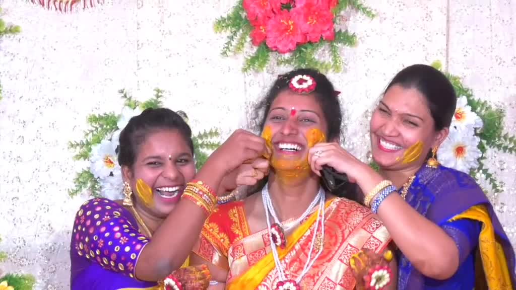 @divyaneelam