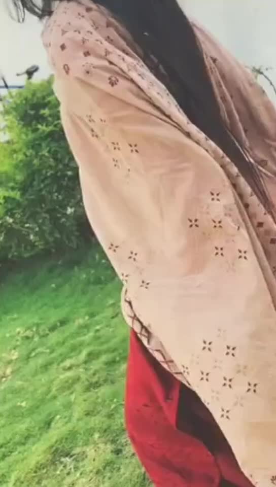 @Zara Khan