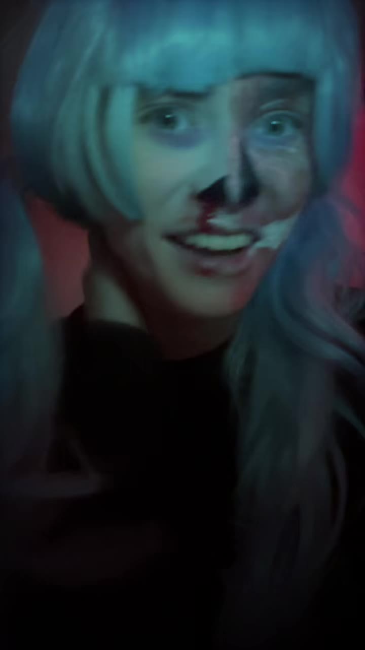 @L <3