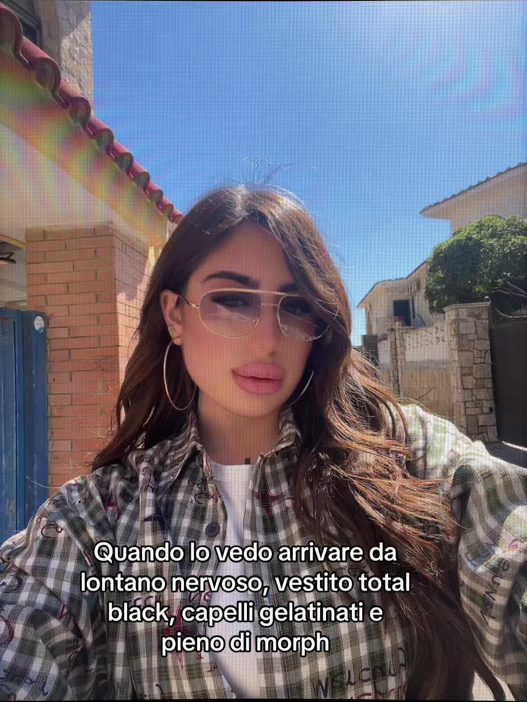 @VVV