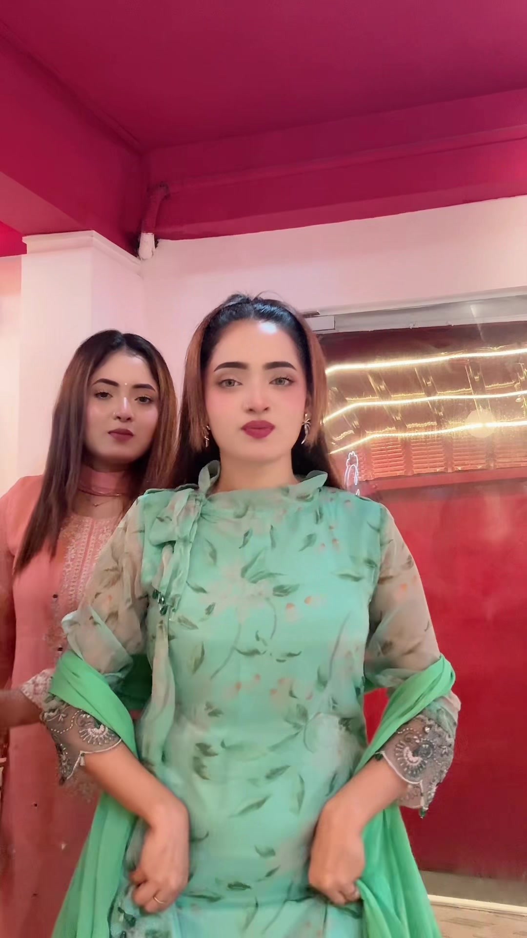 @sabrina kaniz sukhi