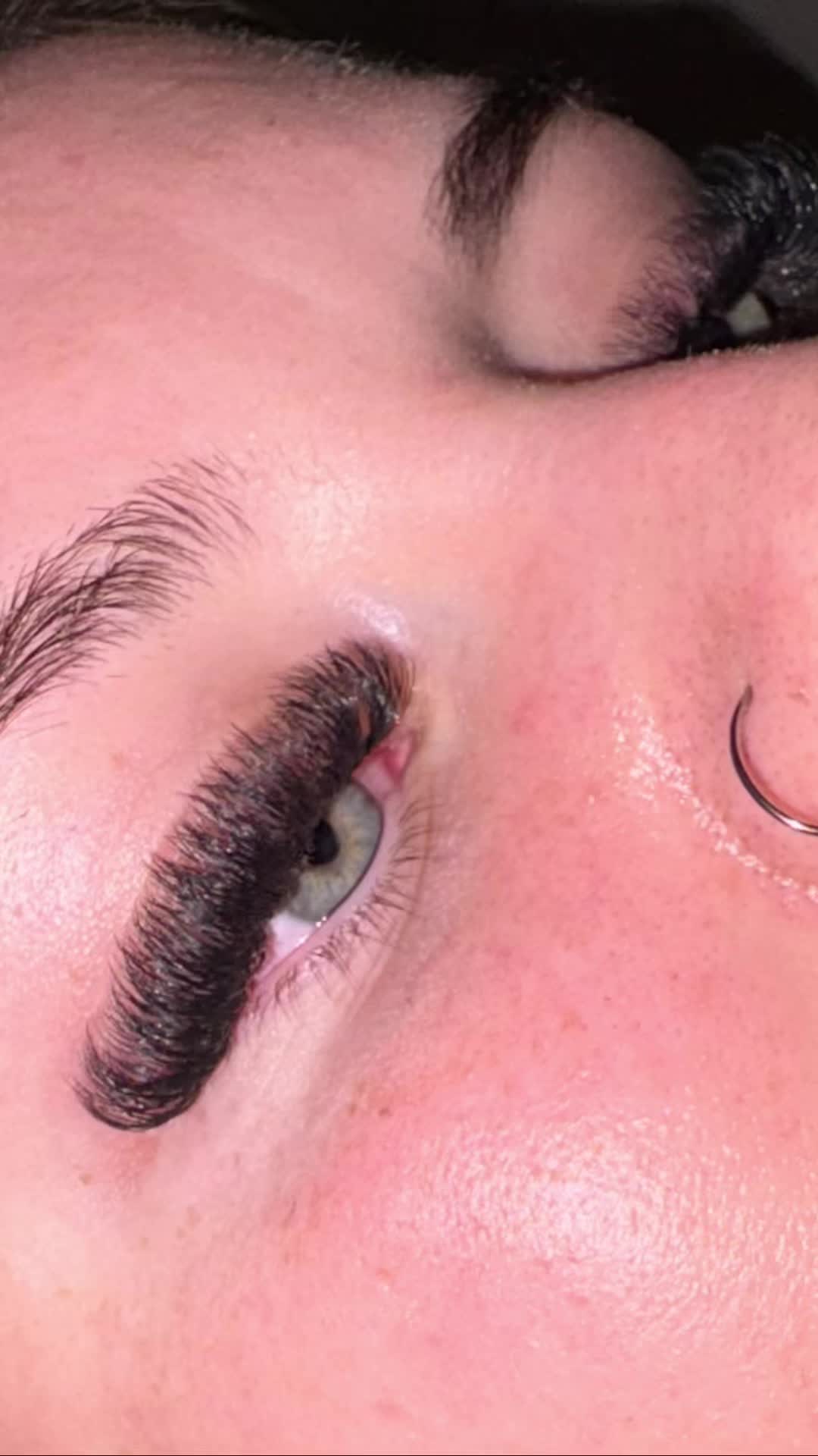 @LashedByAimee