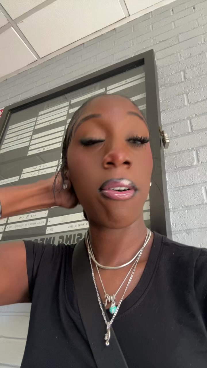 @THE TALL KWEEN
