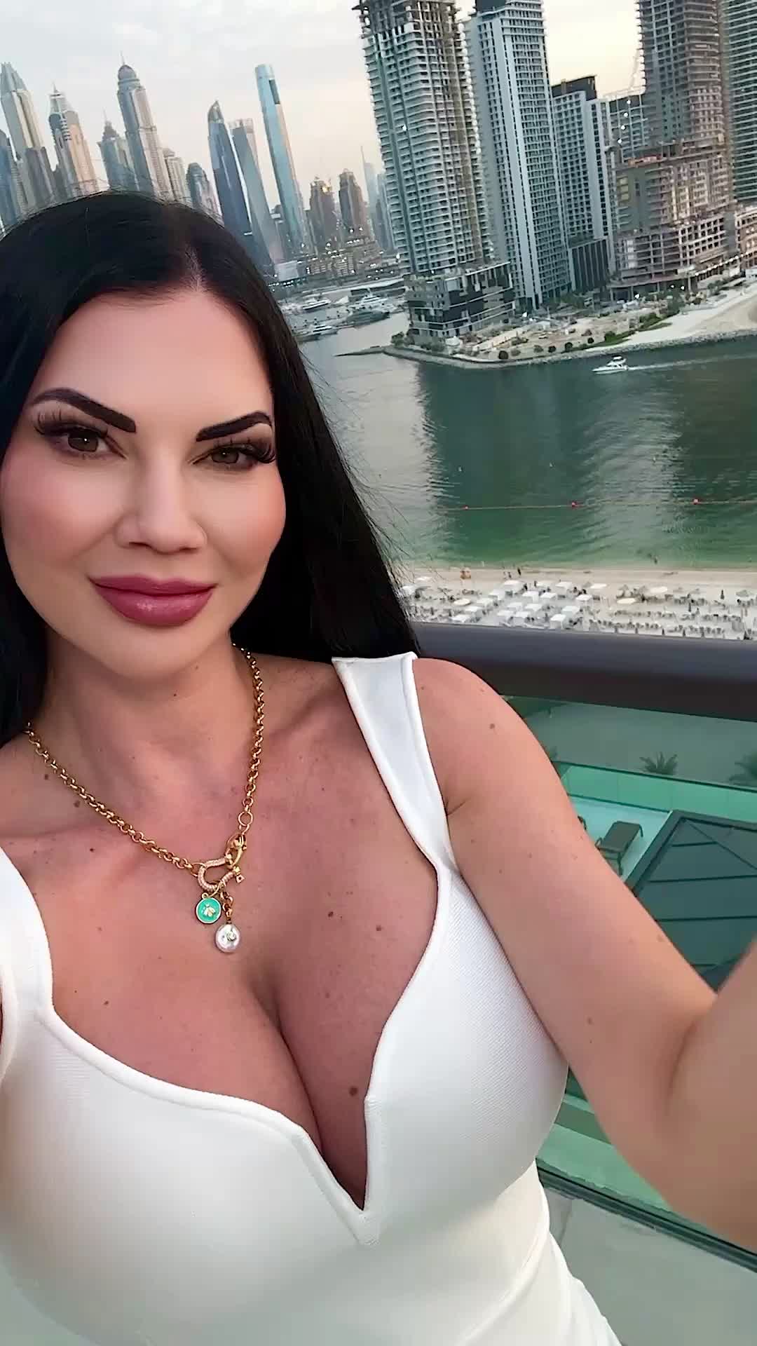 @OFFICIAL JASMINE JAE