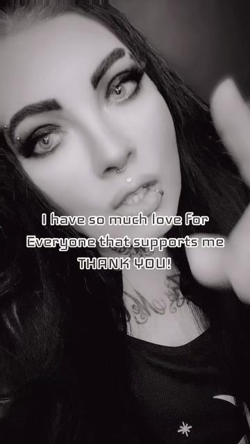 @🥀𝕿𝖍𝖊 𝕯𝖆𝖗𝖐 𝕼𝖚𝖊𝖊𝖓🖤