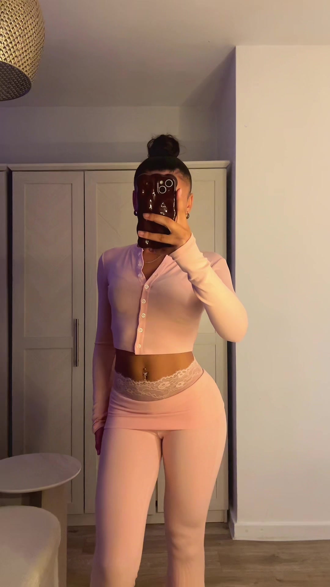@kyrahworeit