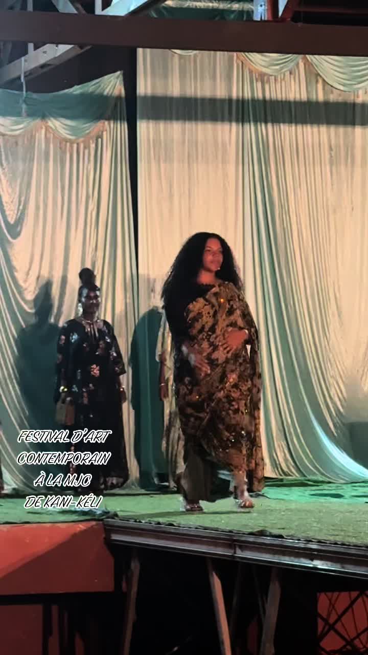 @Faïna✝️