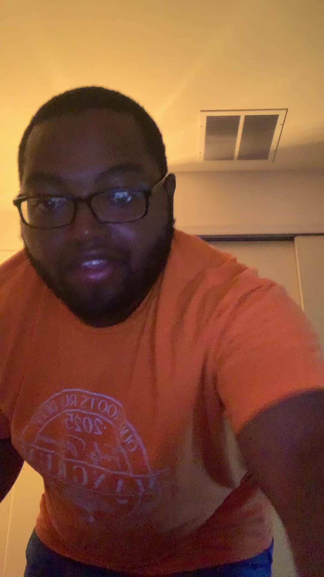 @Unfazedkingjoebluemusicdaddy✝️