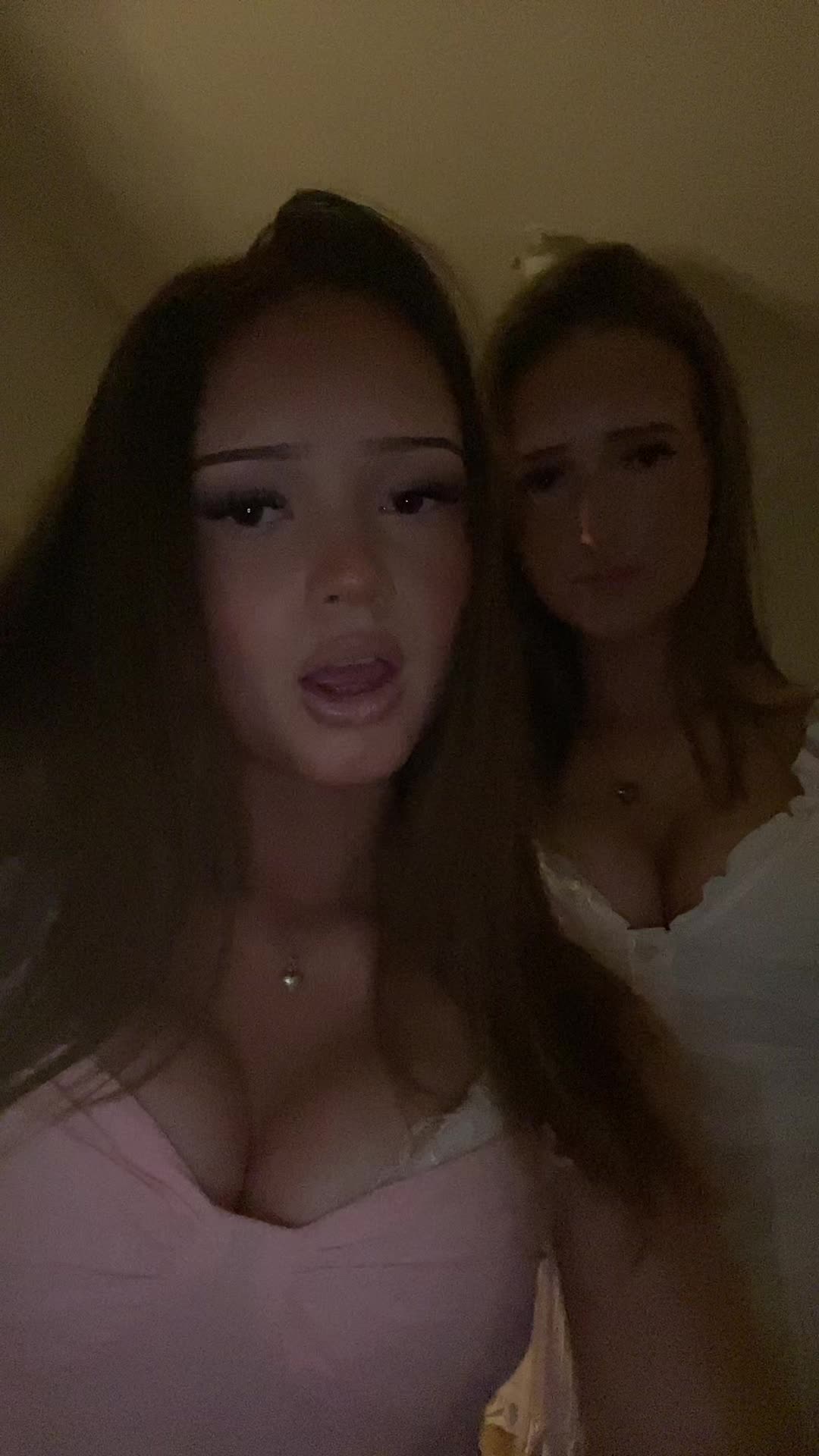 @Stella