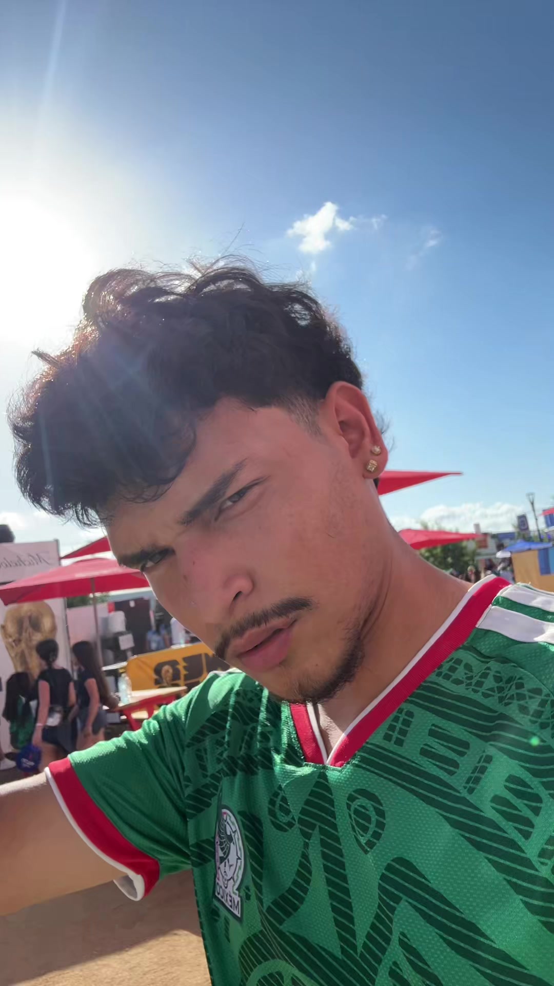 @POLLITO 🐣