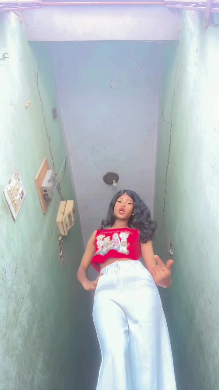 @Punnni❤️💋