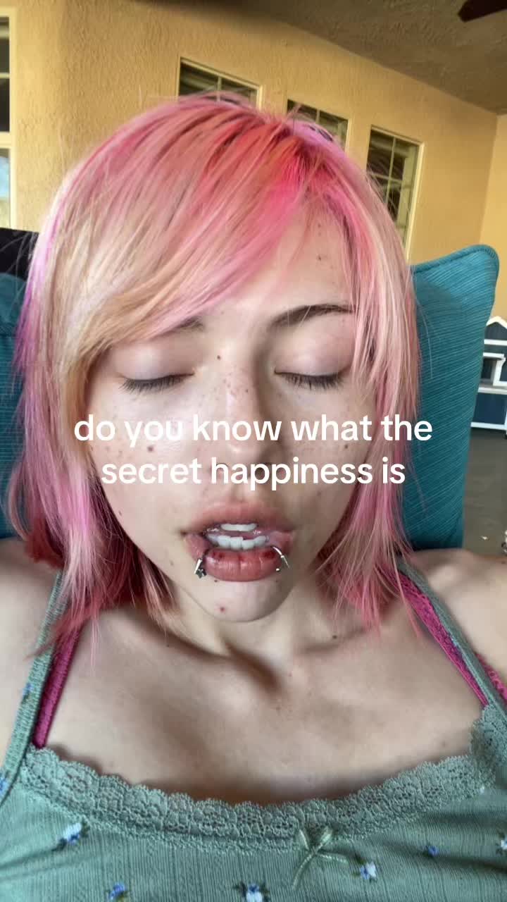 @_.Mothgirl._