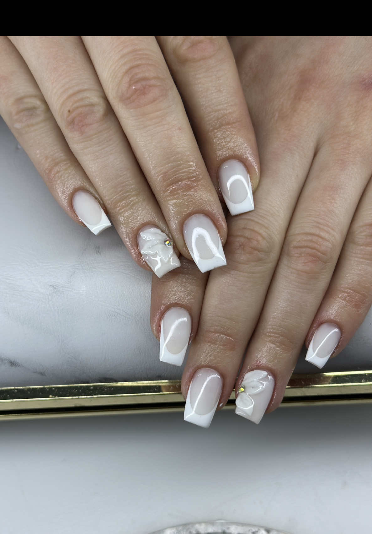 @Hairartist_nails