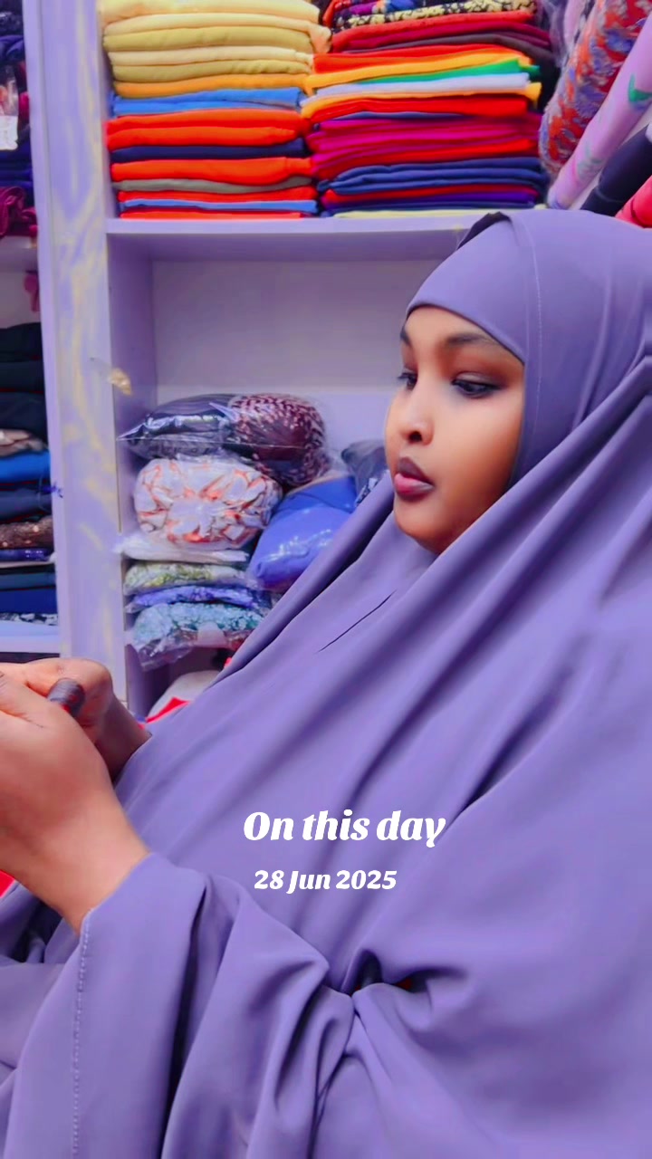 @Faraxsan:🛍️🦋👗