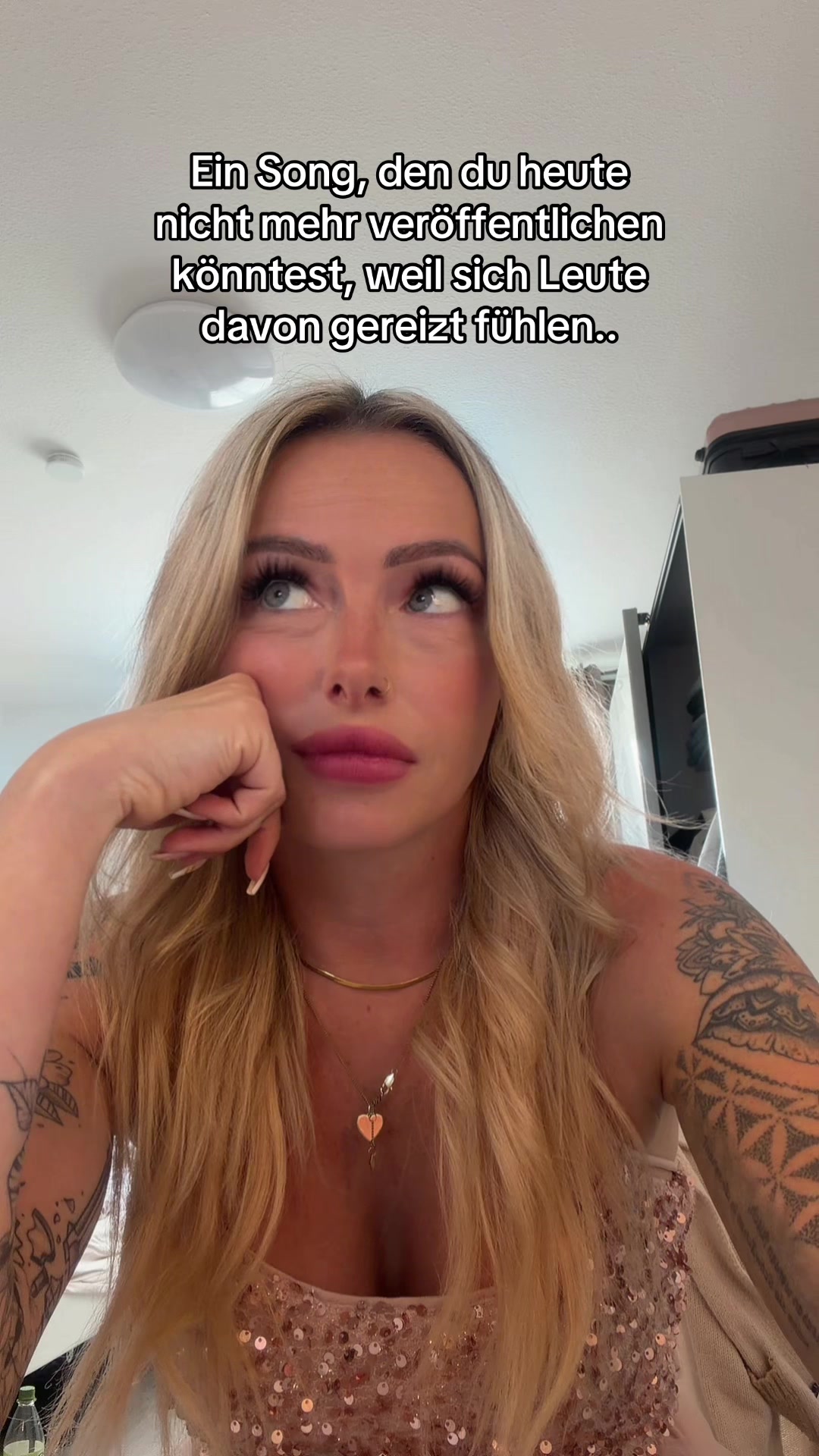 @𝑬𝒍𝒊𝒔𝒂 🖤
