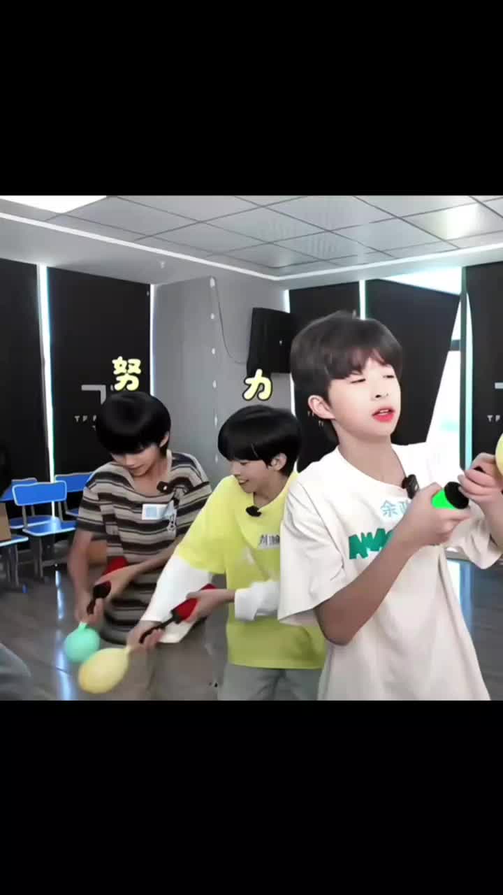 @Zhienhan