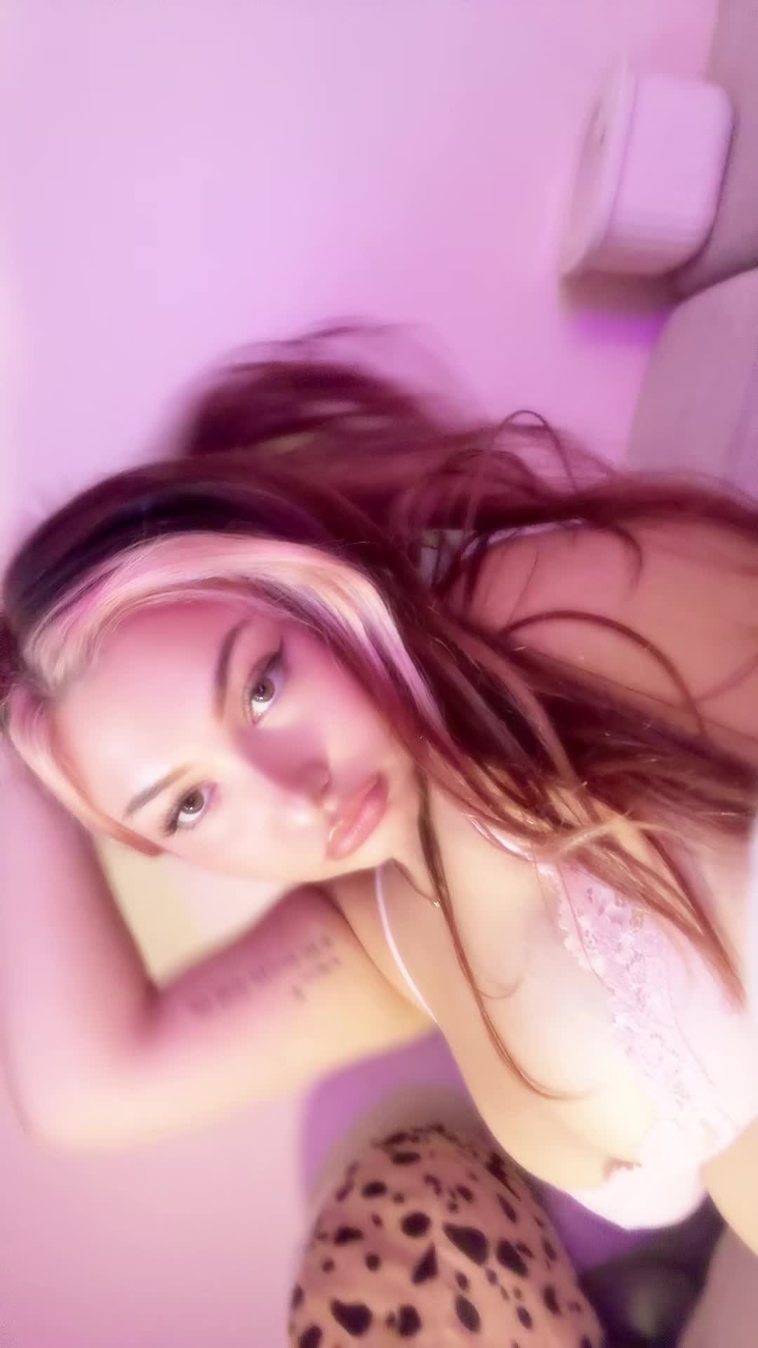 @user87360561586
