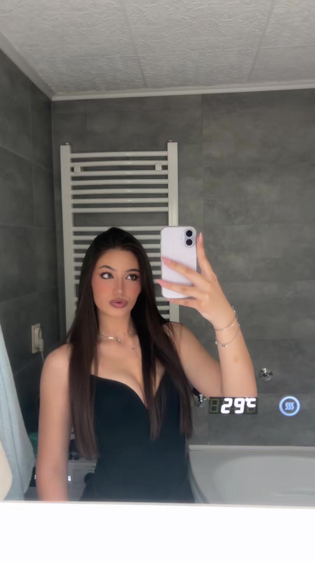 @anja