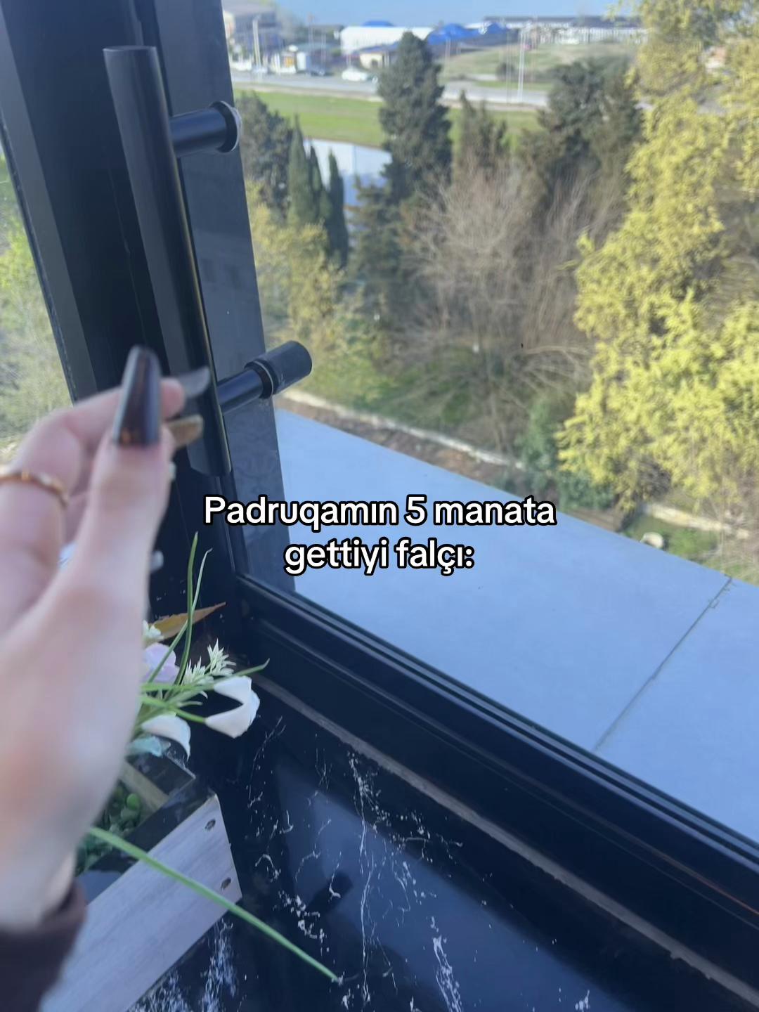 @𓄂ℰ𝓁𝓁𝒶