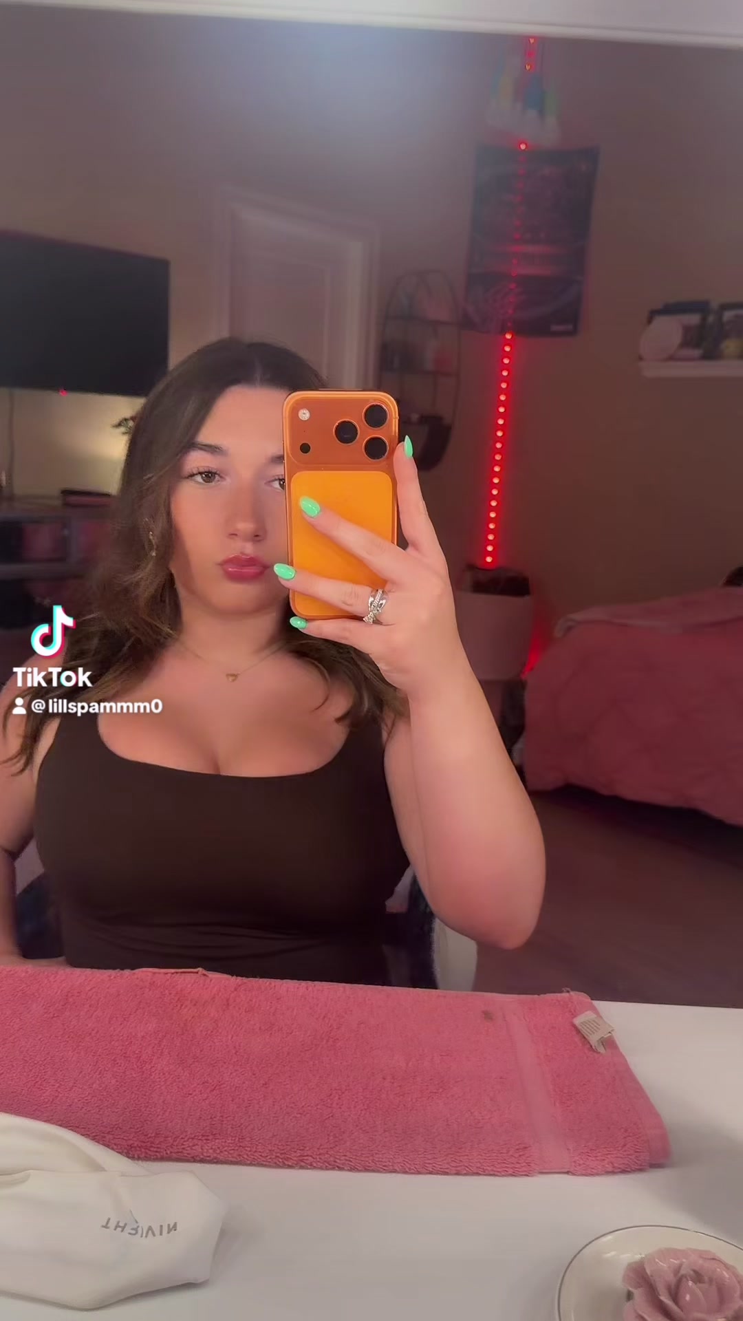 @lil