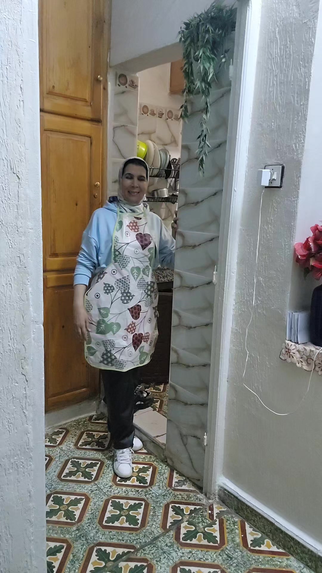 @رشيدة الأرملة المكافحة