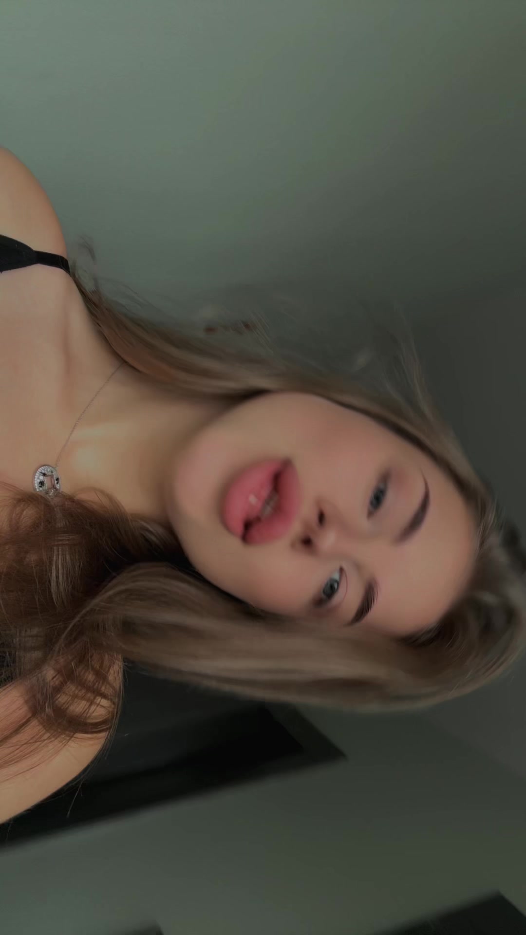 @v.iktoriaaaa