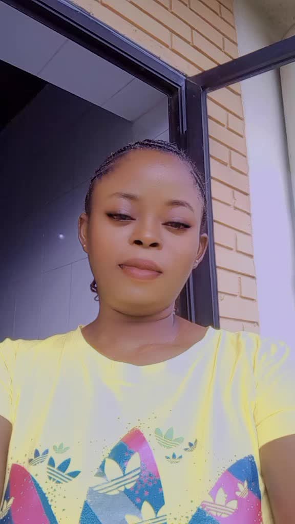 @tundebeccy