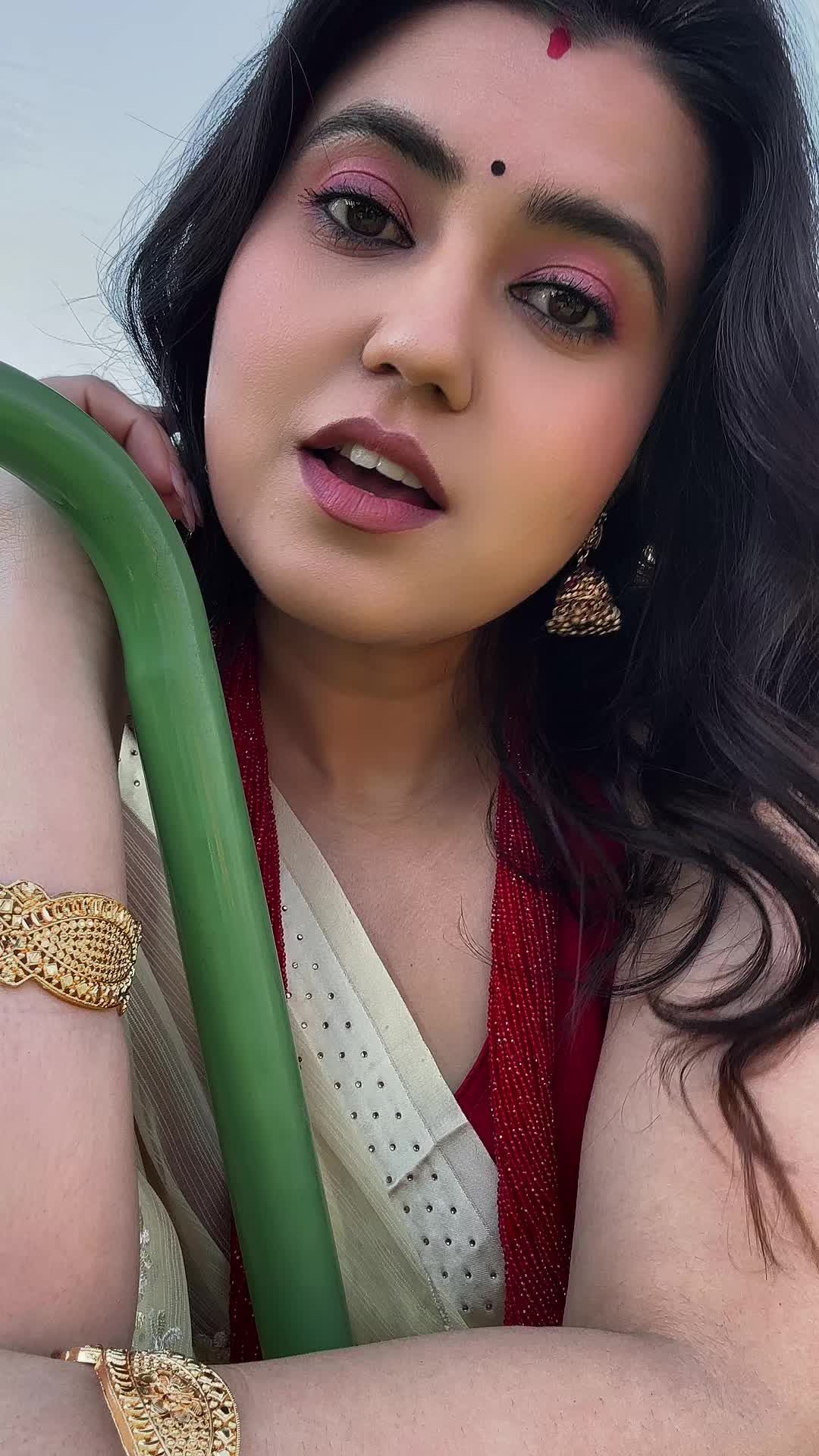 @NEETika
