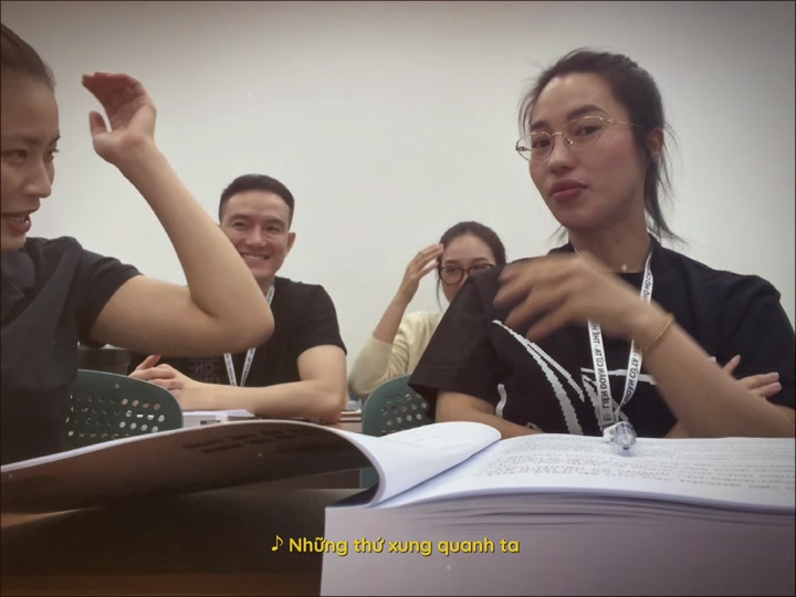 @C&ocirc; Mờ Ka