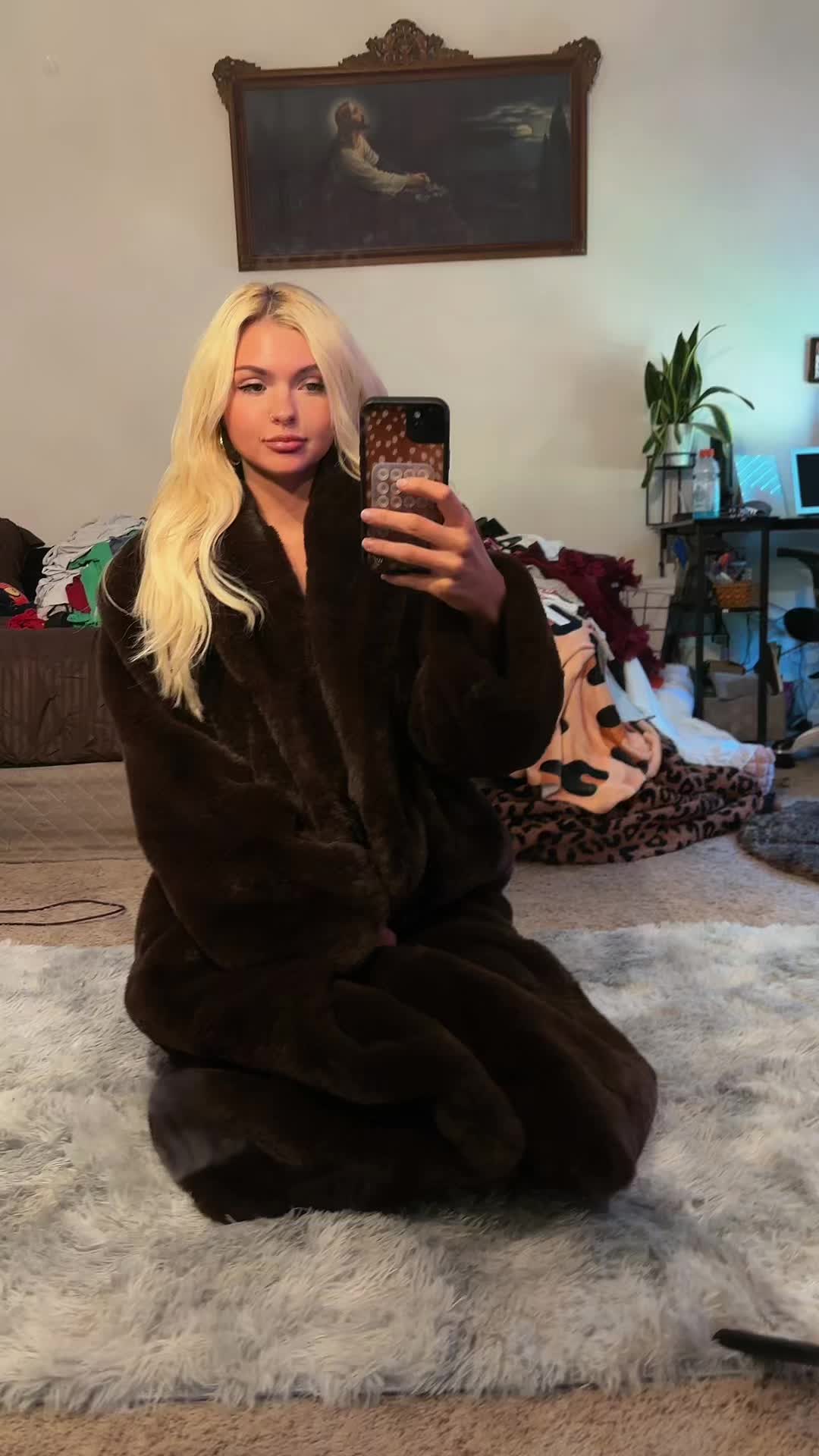 @elenacran