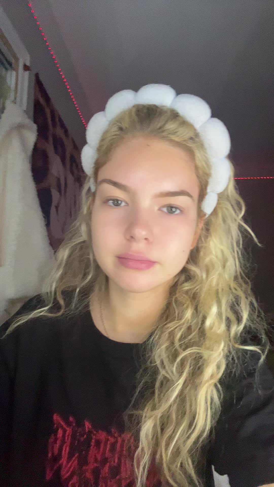 @phoebetarta