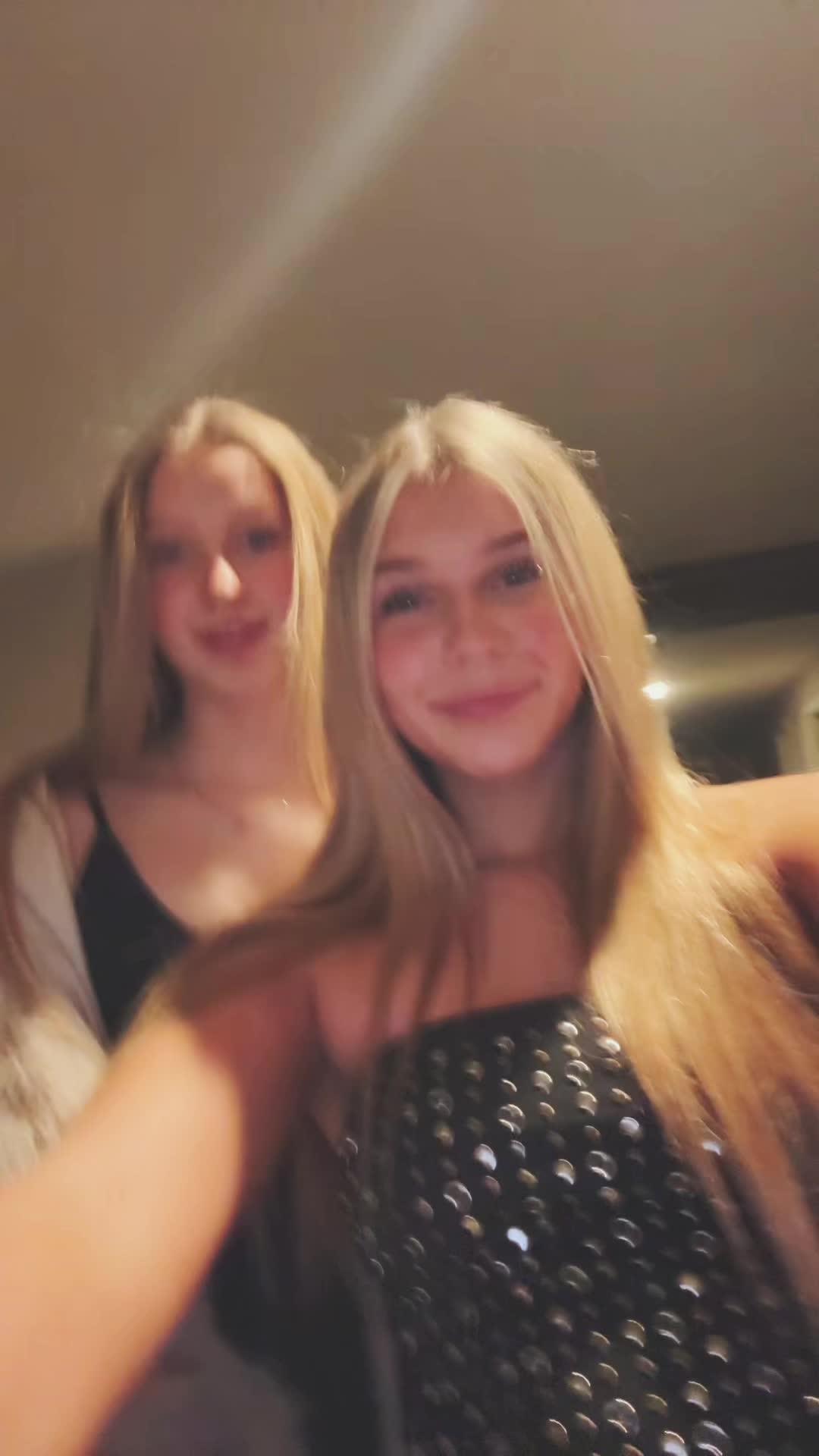 @𝓛𝓪𝓲𝓷𝓮𝔂