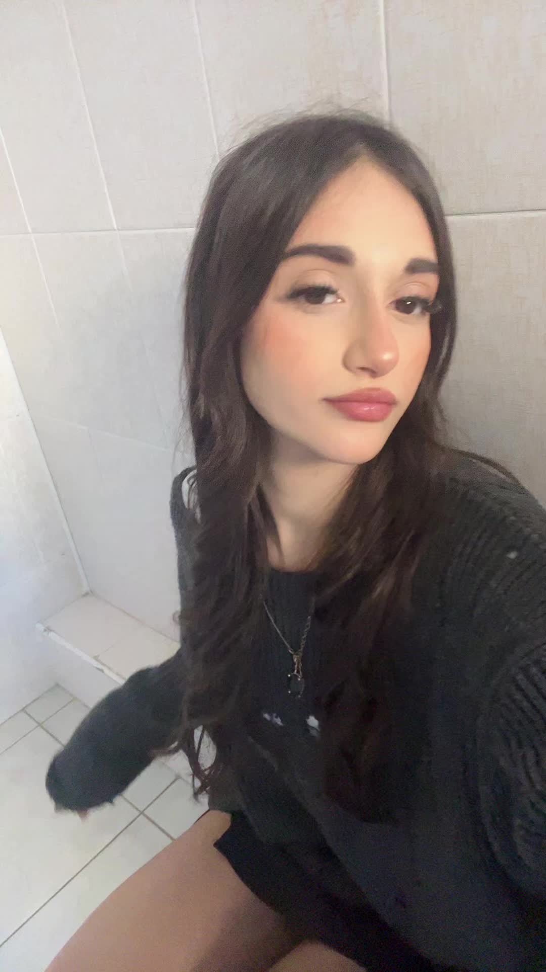@полякова