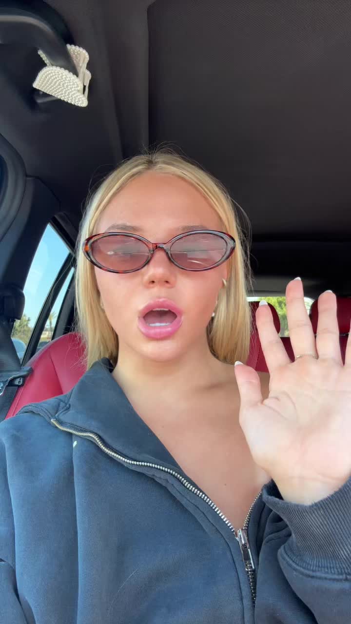 @bella