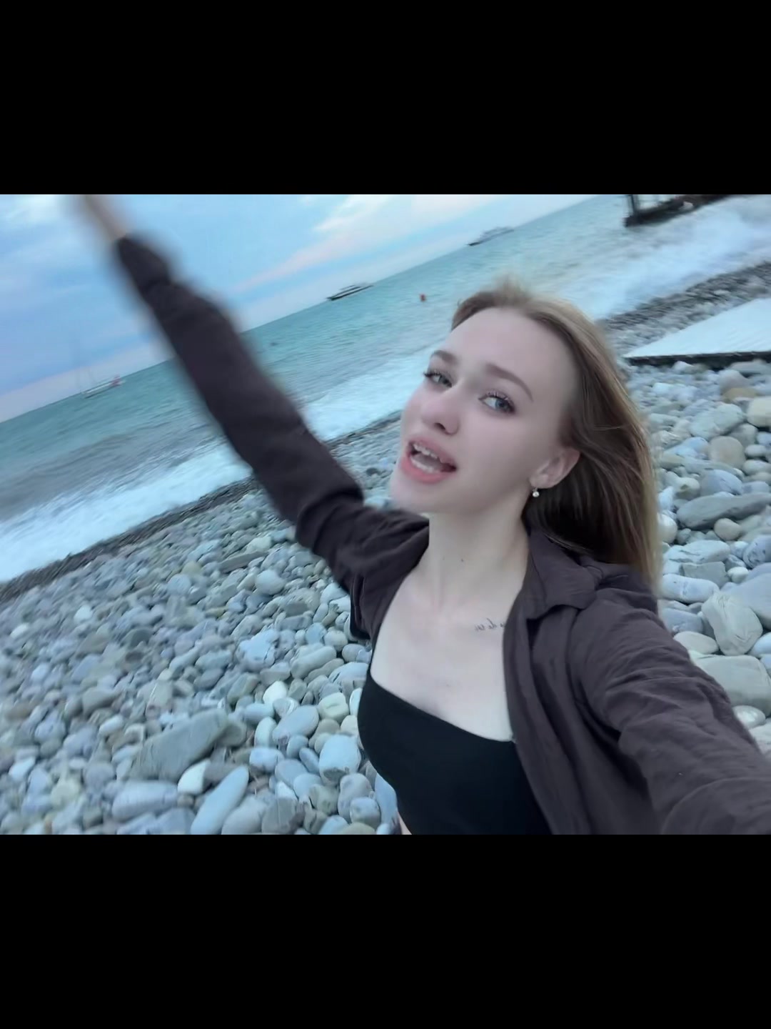 @𝒟
