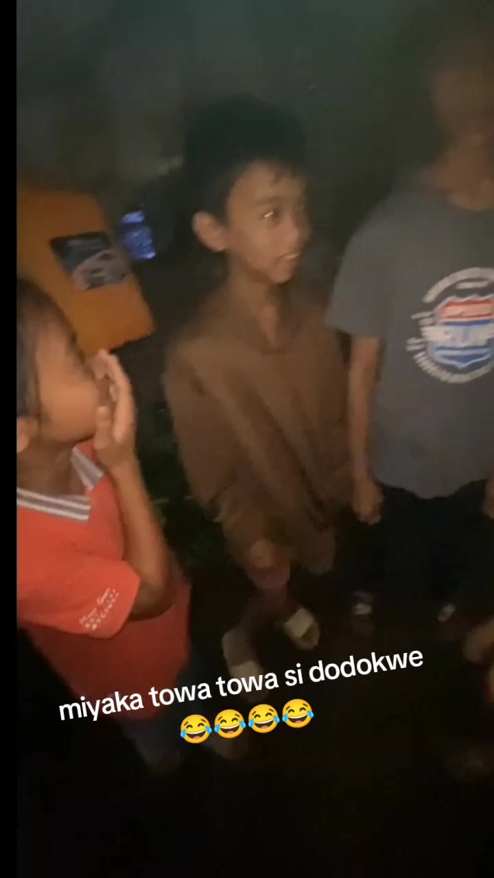 @ÃJ BÓY