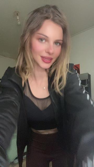 @𝓛𝓪𝓾𝓻𝓲𝓷𝓮_.𝓫❤️&zwj;🔥❤️&zwj;🔥