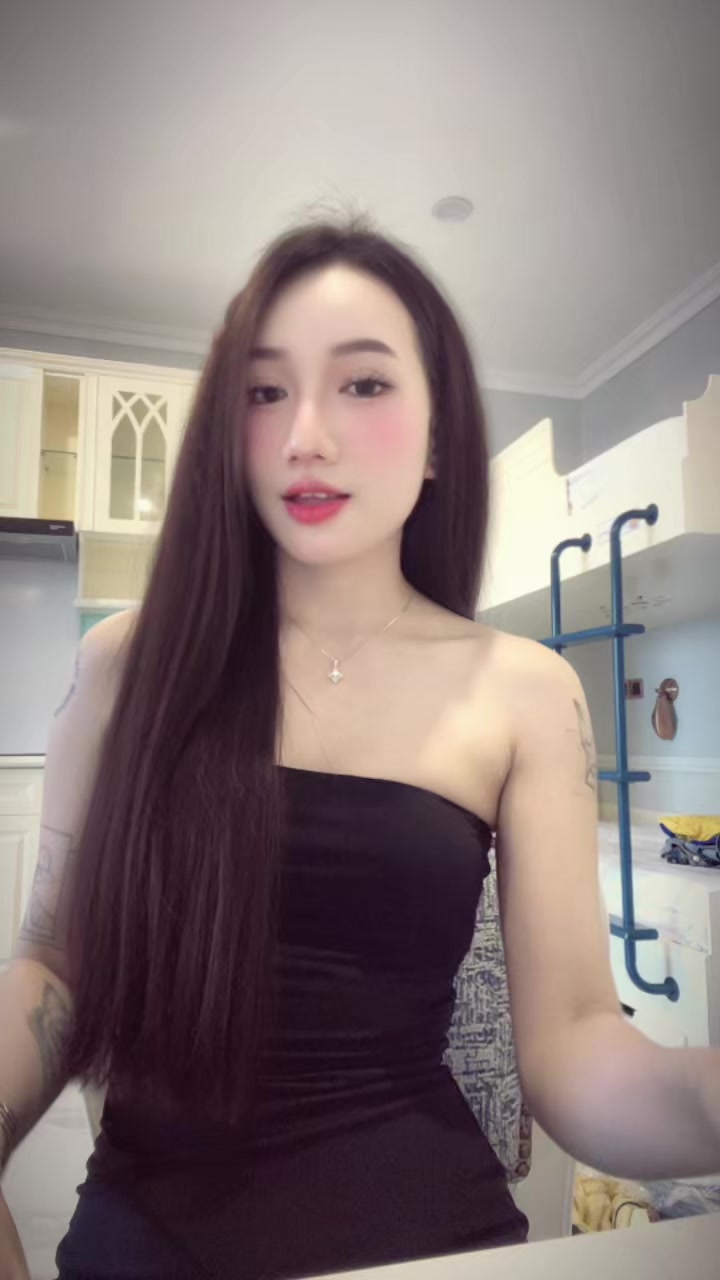 @𝑻𝒉𝒂𝒏𝒉 𝑯𝒂̆̀𝒏𝒈🩵
