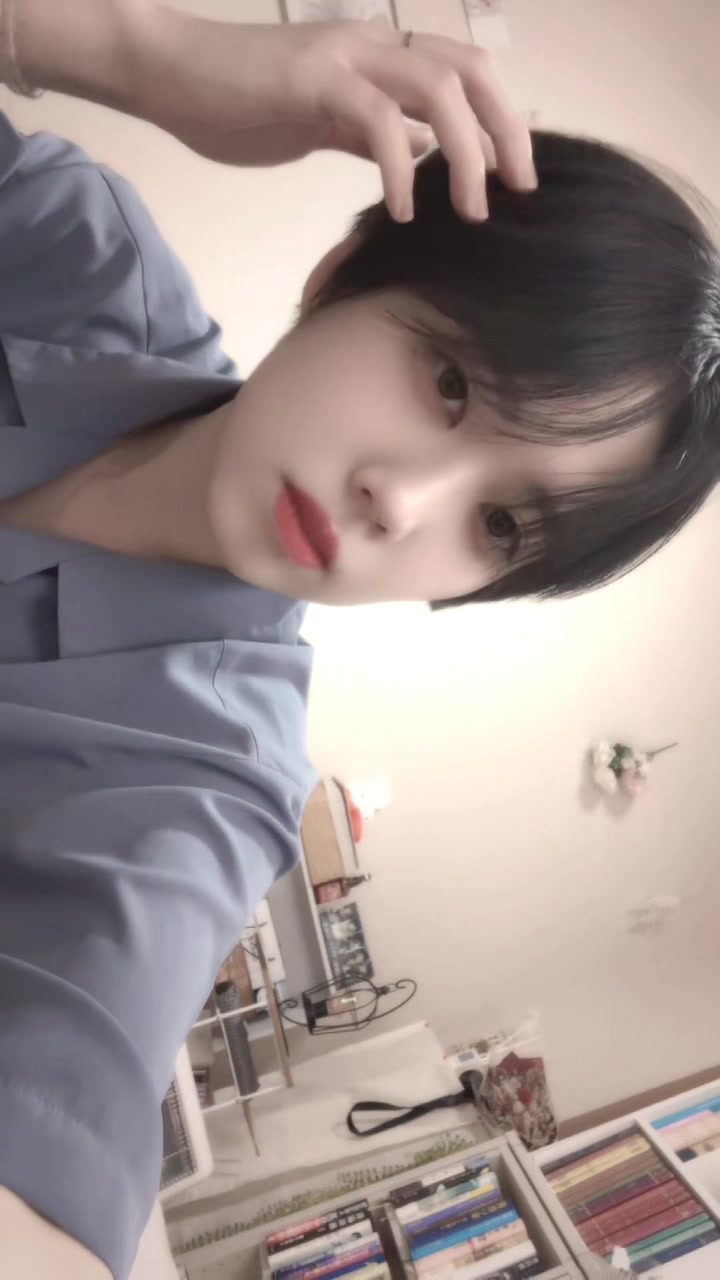 @倫