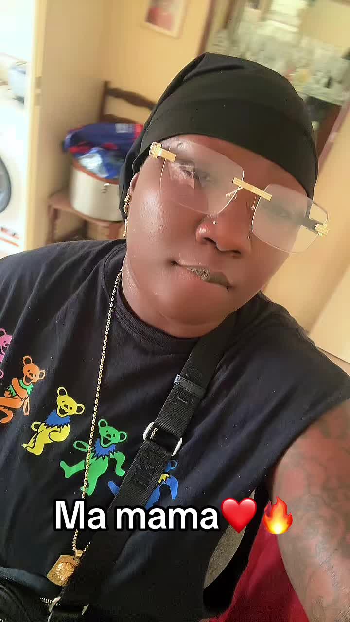 @Etoile DE LONDRE🚀🇨🇮😎🏳️🌈