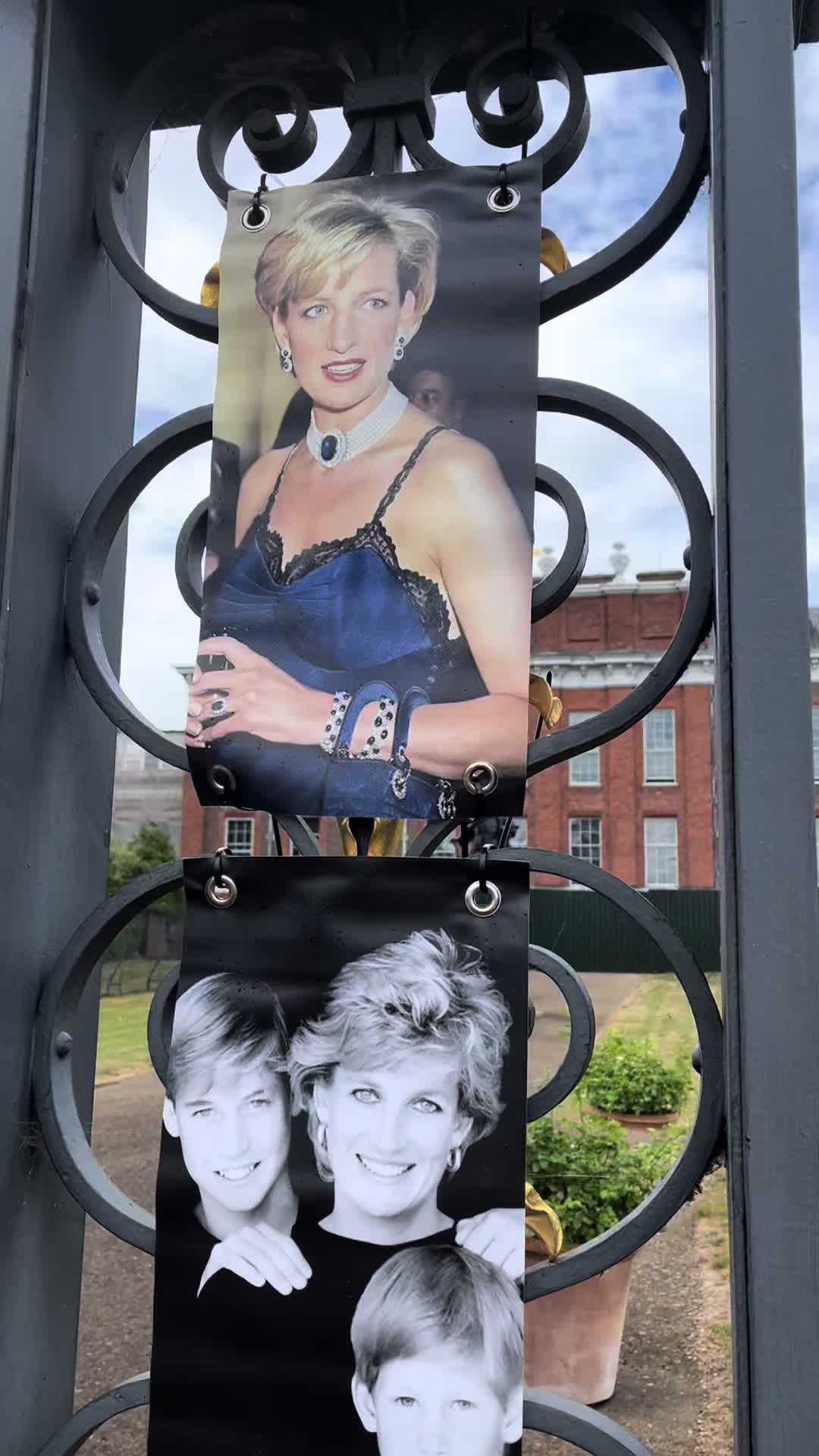 @Belfast Royal Watcher