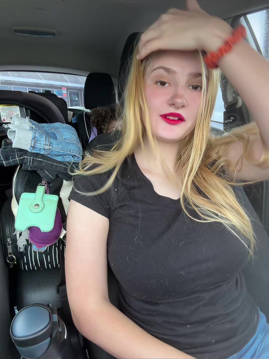 @𝙑𝙖𝙚𝙝 💕| Teen Mommy