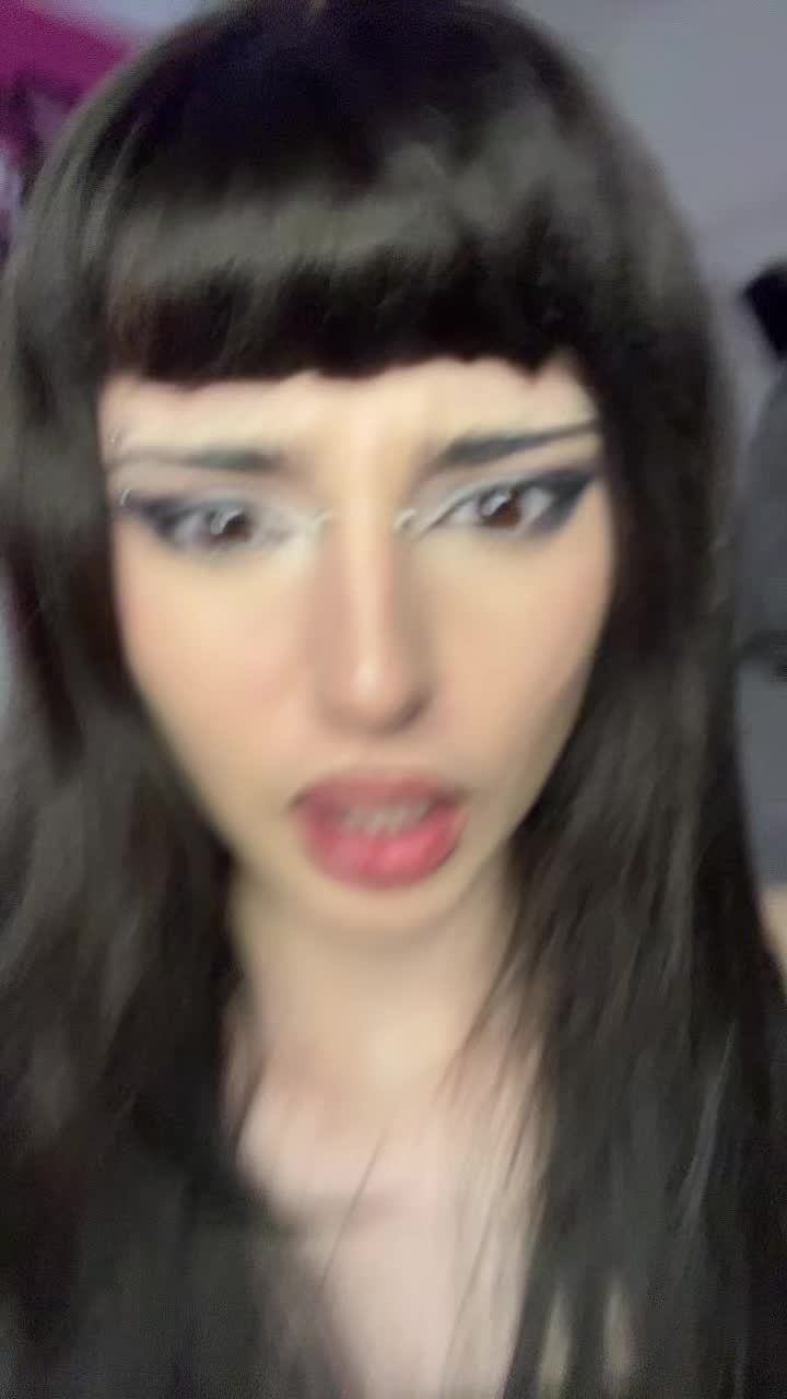 @vinnieweewoo