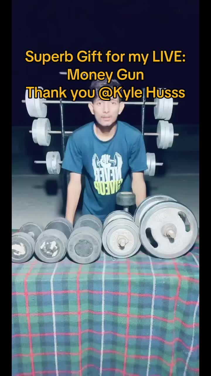 @Bodybuilder boy