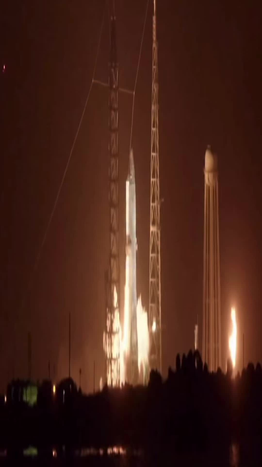 @vxcuum