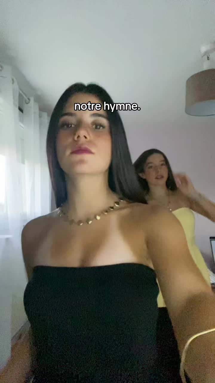 @👯&zwj;♀️