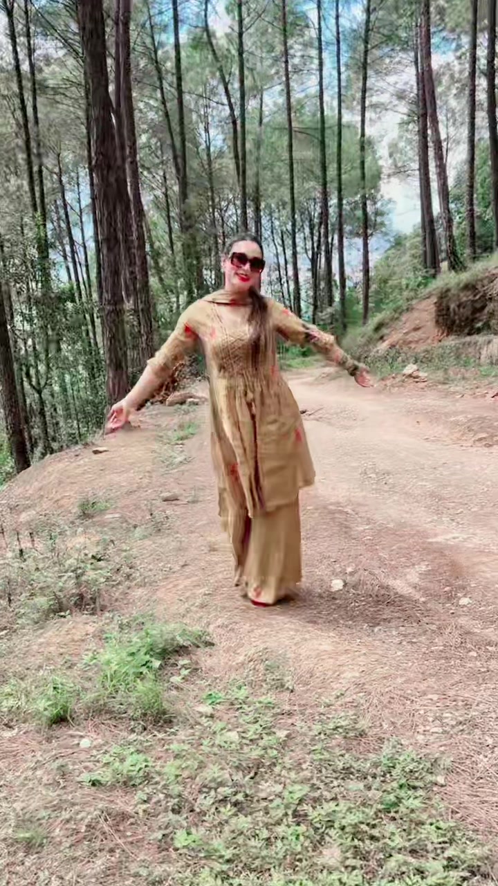 @Chadani queen🦋🥰❤️